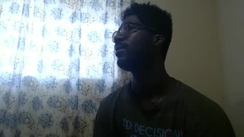 Snapshot of mrlonely1995 chatting on 09/20/25, 07:15 or Terrance Sometimes Lil Tease online show from 09/20/25, 07:15