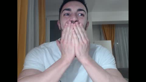 Snapshot of mrluckgx chatting on 01/26/25, 05:23 MrLuck online show from 01/26/25, 05:23