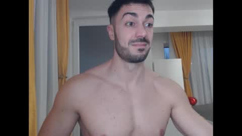 Snapshot of mrluckgx chatting on 02/19/25, 04:11 MrLuck online show from 02/19/25, 04:11