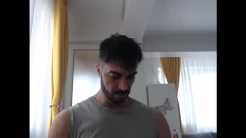 Snapshot of mrluckgx chatting on 10/01/25, 12:00 MrLuck online show from 10/01/25, 12:00