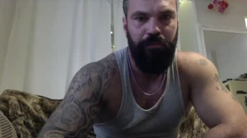 Snapshot of mrmsnow chatting on 09/17/25, 10:50 Mr Snow online show from 09/17/25, 10:50