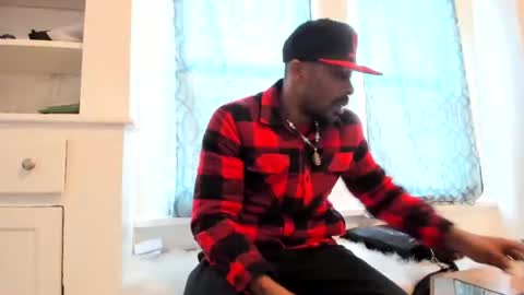 mromg007 online show from 12/24/24, 03:58