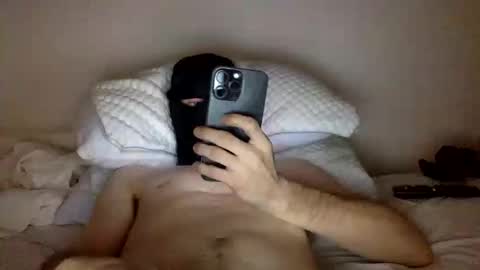 Snapshot of mrqcxolexx chatting on 10/19/25, 05:52 mrqcxolexx online show from 10/19/25, 05:52