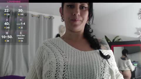 Snapshot of mrs_deborah chatting on 03/06/25, 12:54 mrs_deborah online show from 03/06/25, 12:54