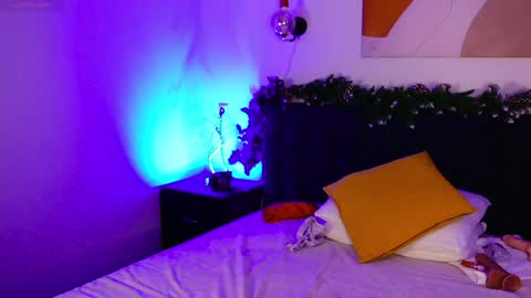 Molly online show from 12/06/24, 08:37