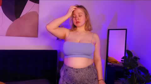 Molly online show from 02/24/25, 05:43