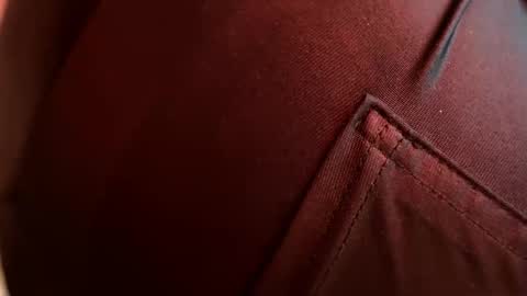 Snapshot of mrstenderbeast chatting on 11/13/25, 04:28 YOUR OWNER online show from 11/13/25, 04:28