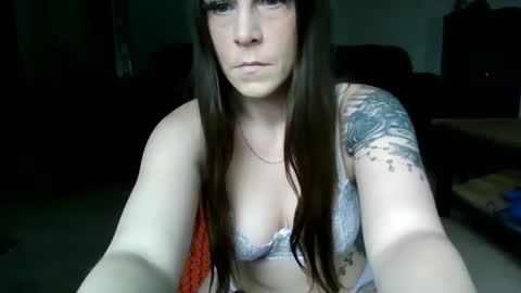 Snapshot of mrstxoxo4594 chatting on 02/16/25, 05:37 Mrstxoxo4594 online show from 02/16/25, 05:37