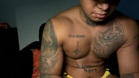 Snapshot of mrthickandfit chatting on 12/26/24, 10:05 Tatd and Fit online show from 12/26/24, 10:05