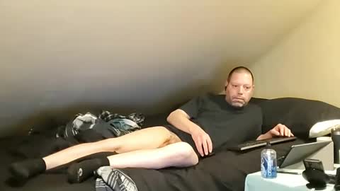 mrxhere online show from 02/17/25, 03:42