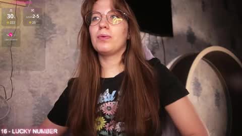 Snapshot of ms_allison chatting on 11/17/25, 11:49 Allison online show from 11/17/25, 11:49