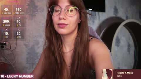 Snapshot of ms_allison chatting on 11/18/25, 10:09 Allison online show from 11/18/25, 10:09