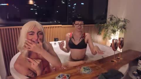 Samantha online show from 12/22/24, 07:33