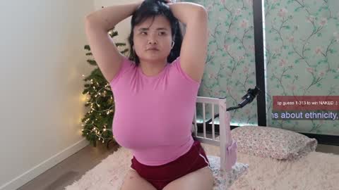 Snapshot of ms_mochii chatting on 01/24/25, 09:58 R o r i SnapChat heyroriv2 wednesday - sunday Noon oclock mountain - 5pm mountain online show from 01/24/25, 09:58