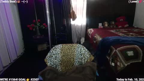 Snapshot of ms_waterworks chatting on 02/10/25, 02:16 DaPussyFairy online show from 02/10/25, 02:16