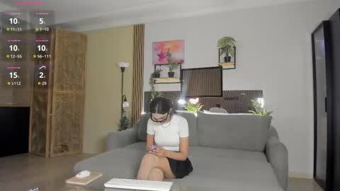 Nina online show from 11/27/25, 03:58