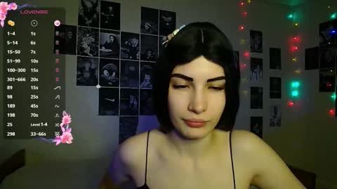 Noora Saetr online show from 10/24/25, 12:19