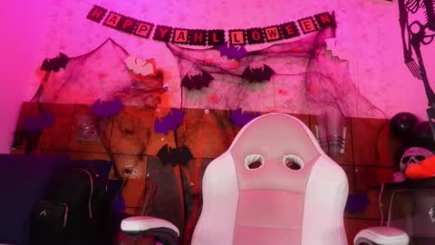 Manuela  online show from 10/16/25, 03:07