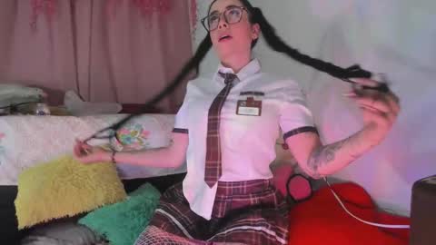 Chloe new account online show from 10/30/25, 10:43