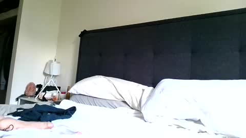 Snapshot of mudjimba chatting on 12/20/24, 12:30 mudjimba online show from 12/20/24, 12:30