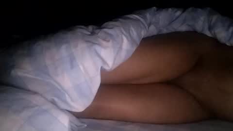 Snapshot of mulato44 chatting on 02/14/25, 01:02 Laly online show from 02/14/25, 01:02
