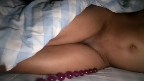 Snapshot of mulato44 chatting on 02/21/25, 06:48 Laly online show from 02/21/25, 06:48