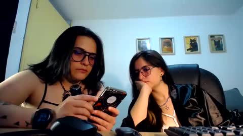 Dani and Alex online show from 11/06/25, 11:11