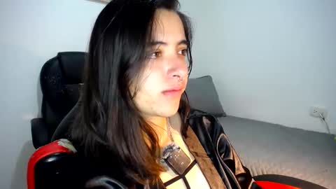 Dani and Alex online show from 11/08/25, 01:44