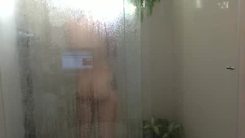 Snapshot of munchi_ chatting on 01/16/25, 10:23 online show from 01/16/25, 10:23