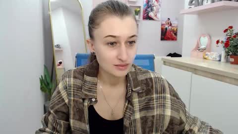 Snapshot of muriel_elvin chatting on 10/27/25, 09:24 muriel_elvin online show from 10/27/25, 09:24