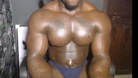 Snapshot of musclegodsammy23 chatting on 12/29/24, 12:09 musclegod23 online show from 12/29/24, 12:09