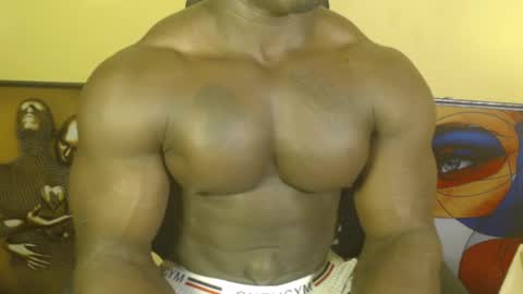 Snapshot of musclegodsammy23 chatting on 03/06/25, 03:13 musclegod23 online show from 03/06/25, 03:13