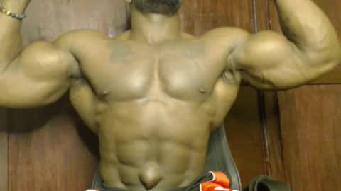 Snapshot of musclegodsammy23 chatting on 09/28/25, 12:16 musclegod23 online show from 09/28/25, 12:16