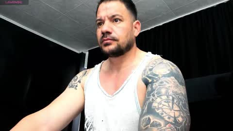 MuscleMonster31 online show from 10/21/25, 11:55