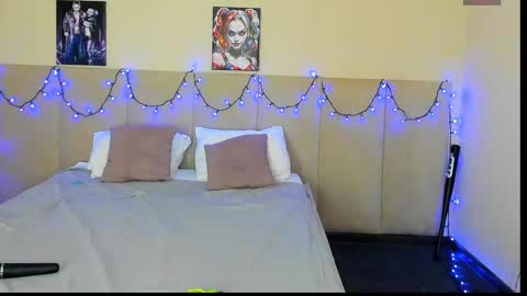 Snapshot of musclexxxbarbie chatting on 02/27/25, 05:26 Eva online show from 02/27/25, 05:26