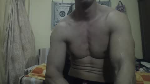 Snapshot of musculargod chatting on 12/30/24, 09:40 SexyMuscled online show from 12/30/24, 09:40