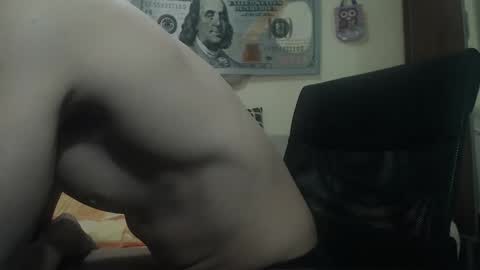 Snapshot of musculargod chatting on 02/09/25, 10:00 SexyMuscled online show from 02/09/25, 10:00
