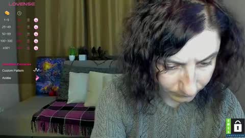 Jeneva online show from 10/12/25, 11:31