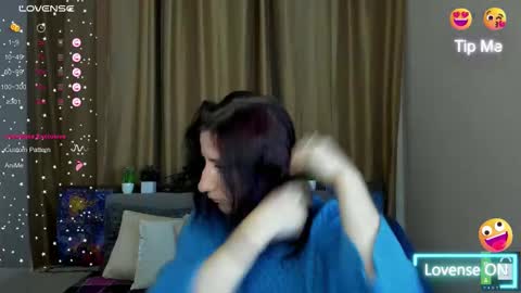 Jeneva online show from 11/03/25, 06:25