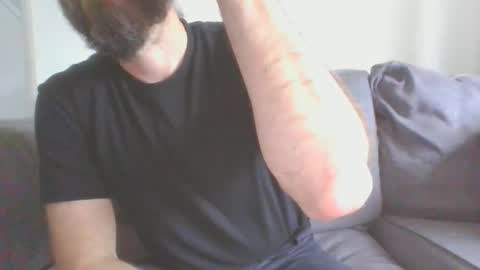 Snapshot of mushman87 chatting on 10/17/25, 10:40 Mushman online show from 10/17/25, 10:40