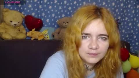 Snapshot of mustardgirl chatting on 09/11/25, 12:00 ZZ TOP online show from 09/11/25, 12:00