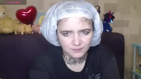 Snapshot of mustardgirl chatting on 10/22/25, 12:44 ZZ TOP online show from 10/22/25, 12:44