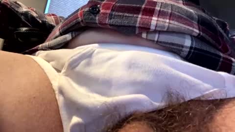 Snapshot of mutualjerk chatting on 12/10/24, 03:44 bighead mature oldcock love hairy pussy C2C married..hairy women more than welcome. Tips not required but appreciated online show from 12/10/24, 03:44