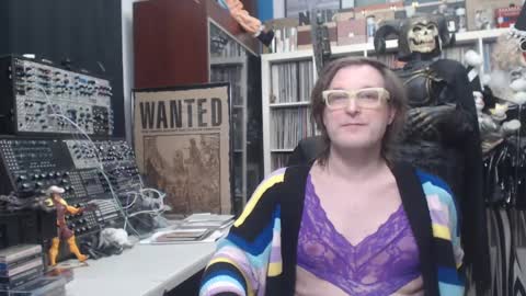 Muziknerd online show from 01/18/25, 07:59