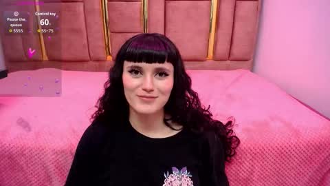 Snapshot of mxlvixje chatting on 09/26/25, 05:55 SOFIA online show from 09/26/25, 05:55