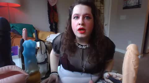 Snapshot of mxsissycharlotte chatting on 02/06/25, 04:47 Mx Charlotte online show from 02/06/25, 04:47