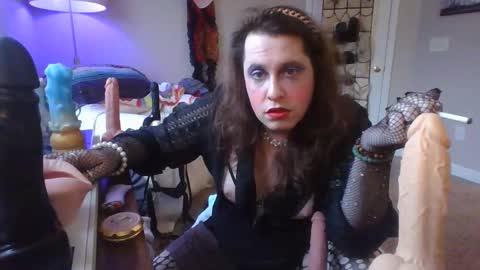 Snapshot of mxsissycharlotte chatting on 02/11/25, 09:03 Mx Charlotte online show from 02/11/25, 09:03