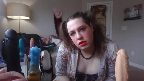 Snapshot of mxsissycharlotte chatting on 02/20/25, 05:18 Mx Charlotte online show from 02/20/25, 05:18