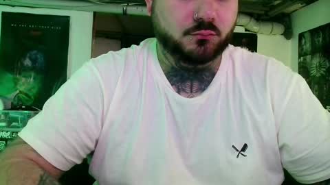 Snapshot of mxwbm chatting on 12/06/24, 11:22 mxwbm online show from 12/06/24, 11:22