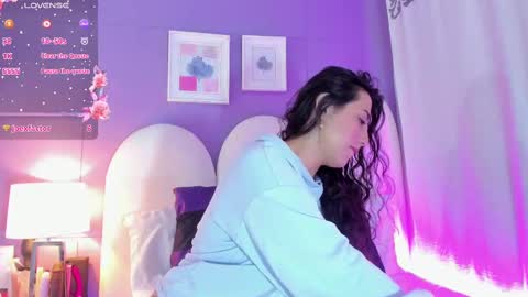 my_aleja_ online show from 10/09/25, 01:09